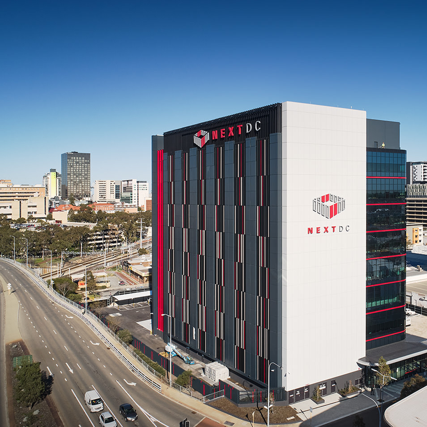 Episode 54: Exploring a cloud-enabled Australia with NEXTDC